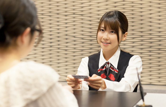 接客業のバイトが辛くてきつい所とは？