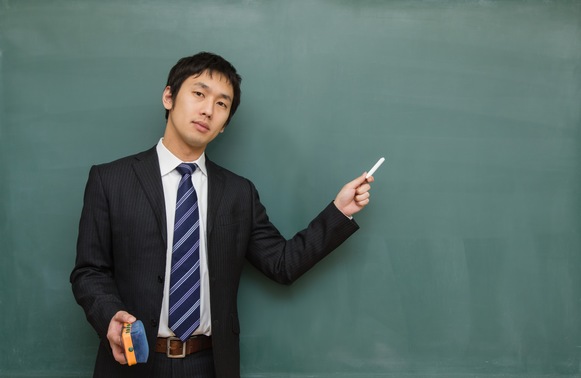 塾講師バイトの辛くてきつい所とは？